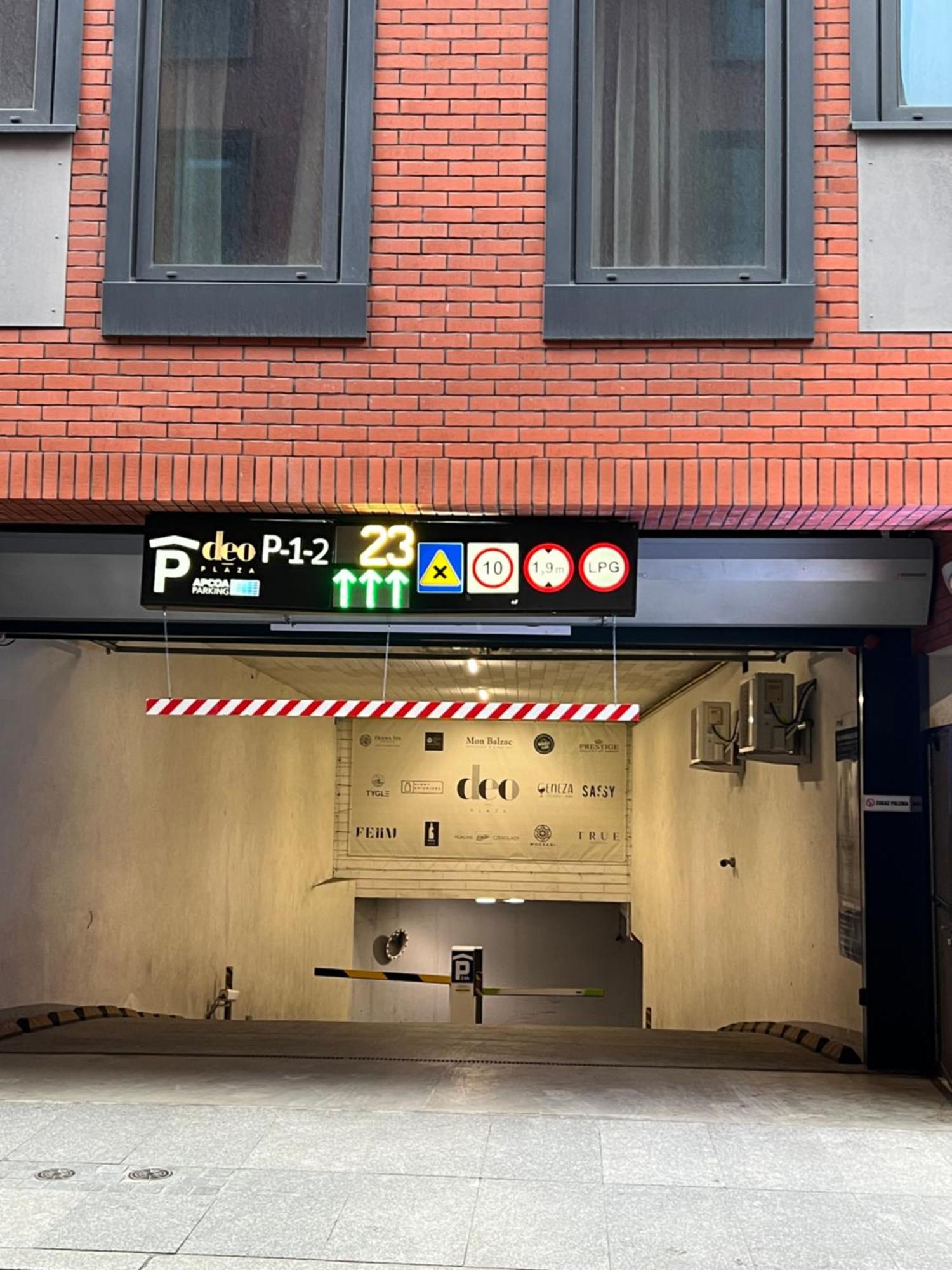 Apartament Chmielna Z Widokiem Na Rzeke กดัญสก์ ภายนอก รูปภาพ